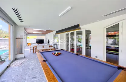 Villa - 5 Bedrooms - 6 Bathrooms for sale in Legacy - Jumeirah Park - Dubai