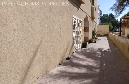 عمارة بالكامل - 8 غرف نوم - 2 حمامات للبيع في أبراج الراشدية - الراشدية - عجمان وسط المدينة - عجمان