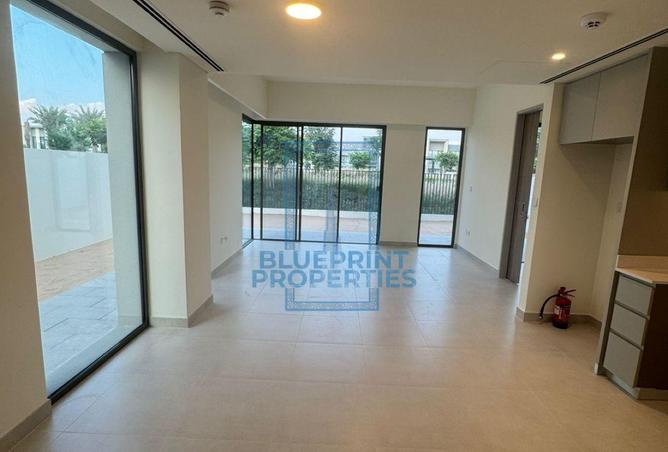 16050300 - Property Image 3