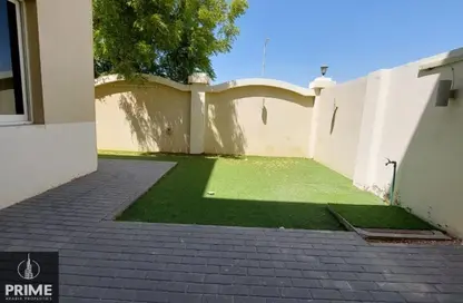 Villa - 4 Bedrooms - 5 Bathrooms for rent in Mazyad Mall Tower 2 - Mazyad Mall - Mohamed Bin Zayed City - Abu Dhabi