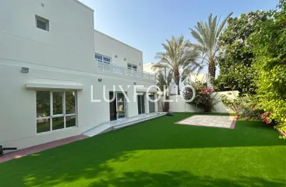 Villa - 5 Bedrooms - 5 Bathrooms for rent in Meadows 2 - Meadows - Dubai