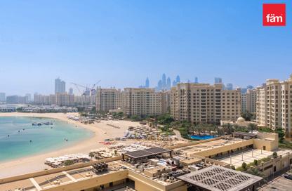 Apartment - 3 Bedrooms - 4 Bathrooms for sale in Tanzanite - Tiara Residences - Palm Jumeirah - Dubai
