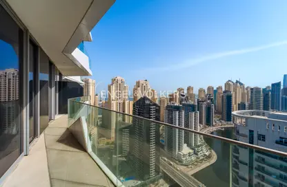 Apartment - 2 Bedrooms - 3 Bathrooms for sale in Stella Maris - Dubai Marina - Dubai