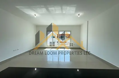 Apartment - 2 Bedrooms - 3 Bathrooms for sale in Al Reef Downtown - Al Reef - Abu Dhabi