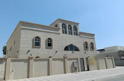 فيلا - 8 غرف نوم - 8 حمامات للبيع في 3 المويهات - المويهات - عجمان
