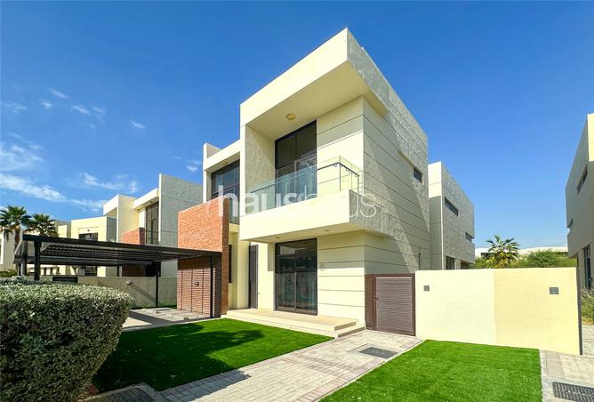 Villa - 5 Bedrooms - 7+ Bathrooms for rent in The Field - DAMAC Hills - Dubai