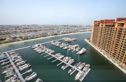 Apartment - 5 Bedrooms - 7 Bathrooms for rent in Marina Residences 6 - Marina Residences - Palm Jumeirah - Dubai