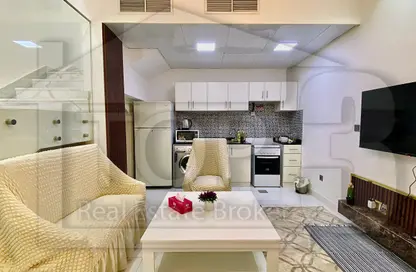 تاون هاوس - غرفة نوم - 1 حمام للايجار في 2 الصحراء ميدوز - الصحراء ميدوز - مدينة دبي الصناعية - دبي