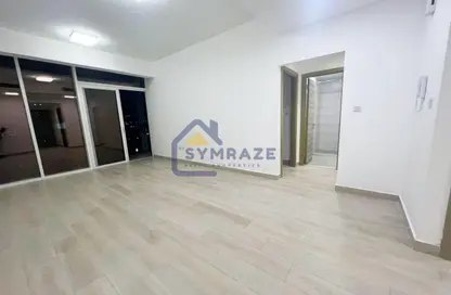 Apartment - 1 Bedroom - 2 Bathrooms for rent in Bloom Towers C - Bloom Towers - Jumeirah Village Circle - Dubai