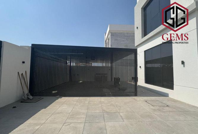 15411150 - Property Image 2