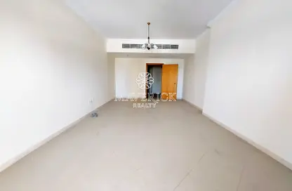 Empty Room image for: Apartment - 3 Bedrooms - 3 Bathrooms for rent in Al Taawun Street - Al Taawun - Sharjah, Image 1