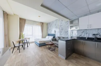 Apartment - Studio - 1 Bathroom for rent in The Royal Oceanic - Oceanic - Dubai Marina - Dubai