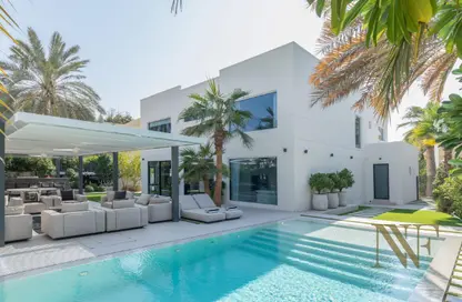 Villa - 4 Bedrooms - 5 Bathrooms for sale in Meadows 2 - Meadows - Dubai