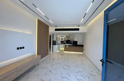 شقة - غرفة نوم - 2 حمامات للايجار في بناية الأمير - ارجان - دبي شقة - غرفة نوم - 2 حمامات للايجار في بناية الأمير - ارجان - دبي