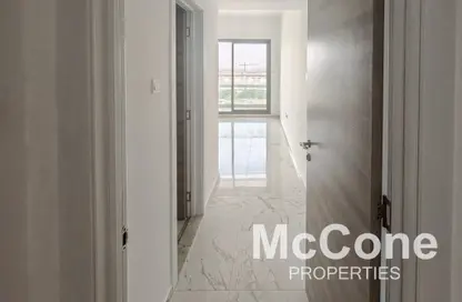 شقة - غرفة نوم - 2 حمامات للايجار في جولدن دريم برج 1 - منطقة 18 - قرية الجميرا سركل - دبي