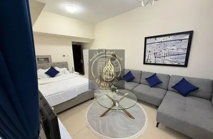 Apartment - Studio - 1 Bathroom for rent in Jasmine Towers - Garden City - Ajman Apartment - Studio - 1 Bathroom for rent in Jasmine Towers - Garden City - Ajman