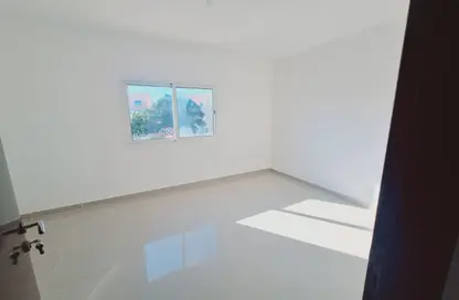 Townhouse - 2 Bedrooms - 3 Bathrooms for rent in Al Reef - Abu Dhabi