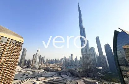 شقة - 2 غرف نوم - 3 حمامات للايجار في جادة كمبينسكي - دبي وسط المدينة - دبي