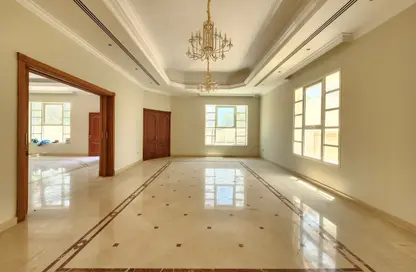 Villa - 5 Bedrooms - 6 Bathrooms for rent in Jumeirah 2 Villas - Jumeirah 2 - Jumeirah - Dubai
