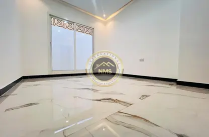 Apartment - 2 Bedrooms - 2 Bathrooms for rent in Al Mushrif - Abu Dhabi