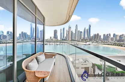Apartment - 3 Bedrooms - 3 Bathrooms for sale in Marina Vista - EMAAR Beachfront - Dubai Harbour - Dubai