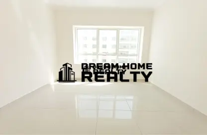 Apartment - 1 Bedroom - 2 Bathrooms for rent in SG Al Khan Building - Al Khan - Sharjah