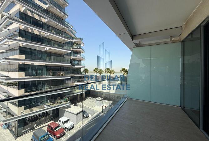 Beach Access| Modern Home| new Posh Address