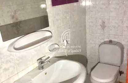 Apartment - 2 Bedrooms - 2 Bathrooms for rent in Dar Al Majaz - Jamal Abdul Nasser Street - Al Majaz - Sharjah