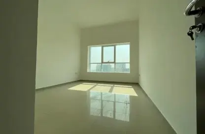 Apartment - 2 Bedrooms - 3 Bathrooms for rent in Al Rashidiya Towers - Al Rashidiya - Ajman Downtown - Ajman