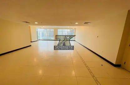 شقة - 4 غرف نوم - 5 حمامات للايجار في برج بينونة 2 - شارع الكورنيش - أبوظبي