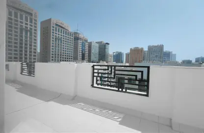 شقة - غرفة نوم - 2 حمامات للايجار في بناء تسكو - شارع إلكترا - أبوظبي