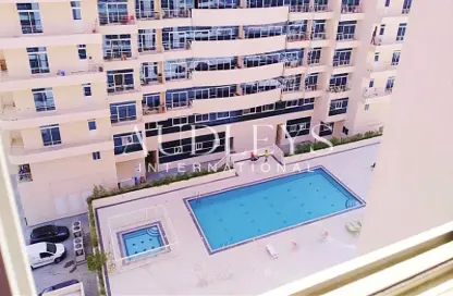 Apartment - 1 Bedroom - 2 Bathrooms for sale in Royal Residence 1 - Royal Residence - Dubai Sports City - Dubai