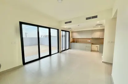 Townhouse - 3 Bedrooms - 4 Bathrooms for rent in Greenviews 2 - EMAAR South - Dubai South (Dubai World Central) - Dubai