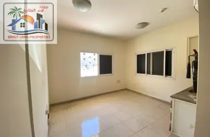 Apartment - Studio - 1 Bathroom for rent in Muweileh Community - Muwaileh Commercial - Sharjah