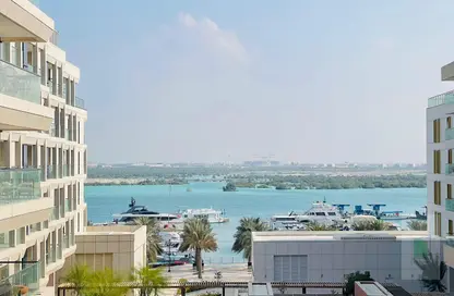 شقة - 2 غرف نوم - 3 حمامات للايجار في قرية الحد - جزيرة السعديات - أبوظبي
