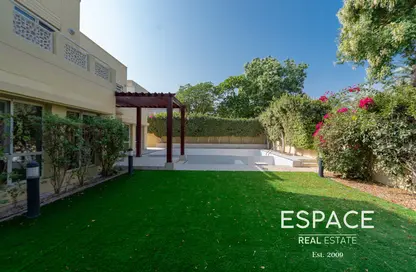 Villa - 5 Bedrooms - 5 Bathrooms for rent in Meadows 3 - Meadows - Dubai