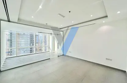 مكتب - استوديو - 1 حمام للايجار في برج تماني - الخليج التجاري - دبي