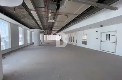 Full Floor | Panoramic View | Close to Metro