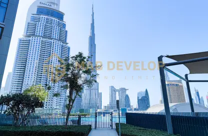 Apartment - 3 Bedrooms - 4 Bathrooms for rent in Boulevard Point - Downtown Dubai - Dubai