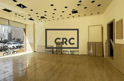 Retail - Studio for rent in Al Danah - Abu Dhabi