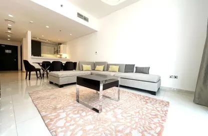 Apartment - 2 Bedrooms - 4 Bathrooms for rent in Golf Veduta B - Golf Veduta Hotel Apartments - DAMAC Hills - Dubai
