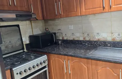 شقة - 1 حمام للايجار في مساكن كورنيش عجمان - طريق كورنيش عجمان - عجمان