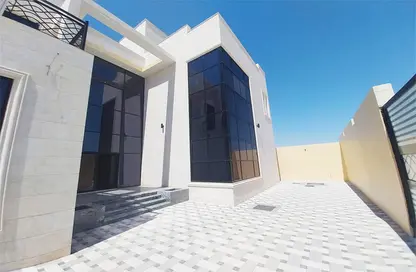 Villa - 5 Bedrooms - 7+ Bathrooms for rent in Rabdan - Abu Dhabi