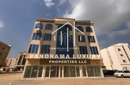 عمارة بالكامل - استوديو للبيع في مجمع مويلح - تجارية مويلح - الشارقة