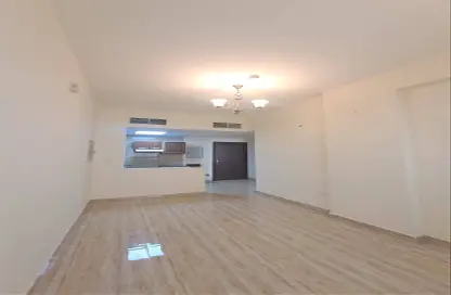 Apartment - 1 Bedroom - 1 Bathroom for rent in Al Muteena - Deira - Dubai