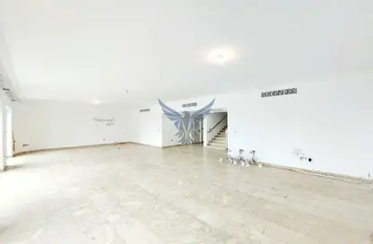 Duplex - 3 Bedrooms - 4 Bathrooms for rent in Al Shaheen Tower - Al Khalidiya - Abu Dhabi