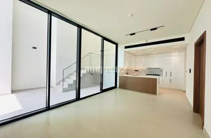 Apartment - 2 Bedrooms - 3 Bathrooms for rent in Binghatti Azure - Jumeirah Village Circle - Dubai