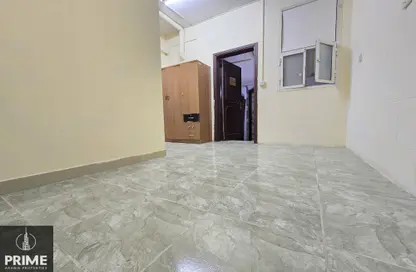Apartment - Studio - 1 Bathroom for rent in Al Muroor Building - Sultan Bin Zayed the First Street - Muroor Area - Abu Dhabi