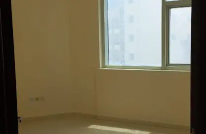 Apartment - 2 Bedrooms - 2 Bathrooms for sale in Al Khan - Sharjah