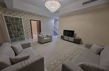 Villa - 3 Bedrooms - 5 Bathrooms for rent in Al Yasmeen 1 - Al Yasmeen - Ajman